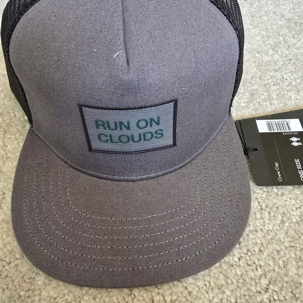On Running Gray Cap